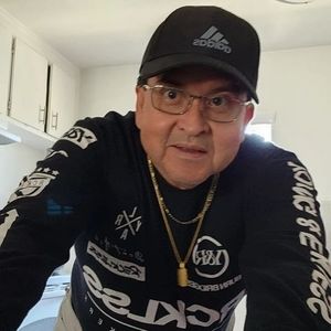 Meet your Posher, Victor